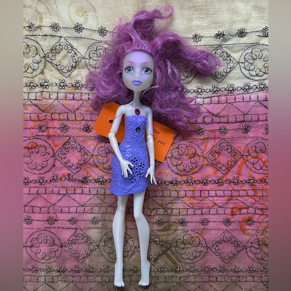 MONSTER HIGH 2015 ari huntington singing doll.